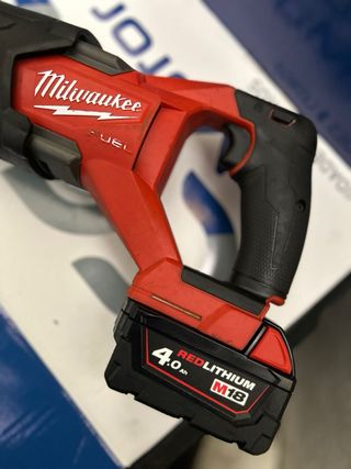Sierra Sable Milwaukee M18 FUEL