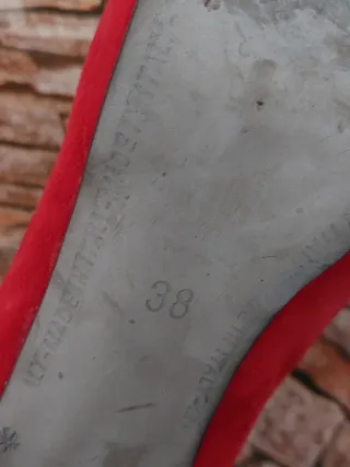 Scarpe con tacco rosse scamosciate
