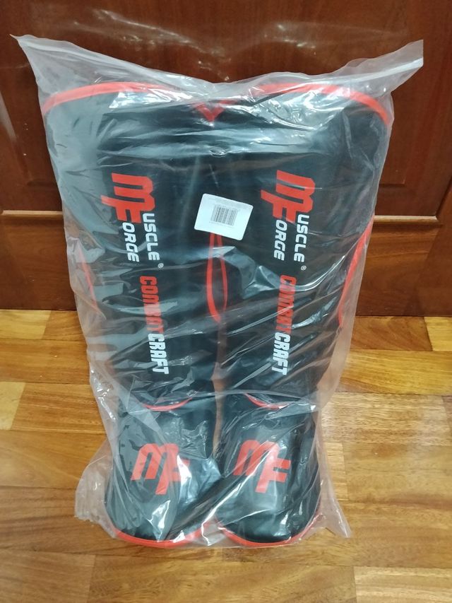 Espinilleras con Protección Empeine Talla: XL