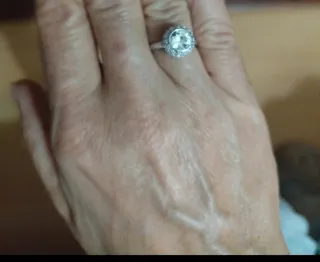 Anel Swarovski Novo  noivado