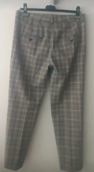 Pantalón cuadros Mango