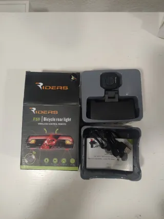 Luz trasera bicicleta Riders F60 control remoto