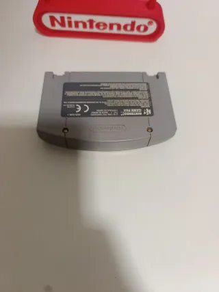 Cartuccia del videogioco Doom per Nintendo 64