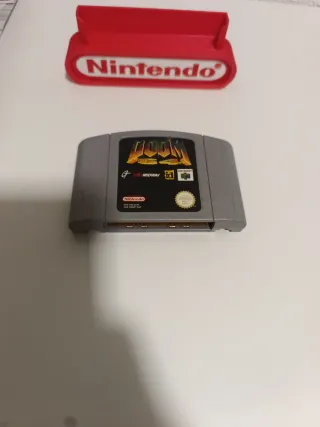 Cartuccia del videogioco Doom per Nintendo 64