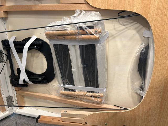 Camilla de masaje portátil blanca - miniatura 3