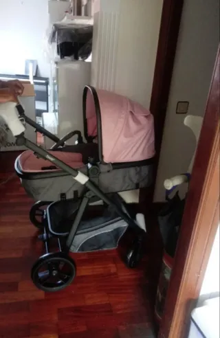 OFERTA!!! Cochecito bebé rosa y gris 3 piezas.
