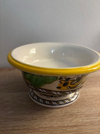 Ciotola in ceramica decorata