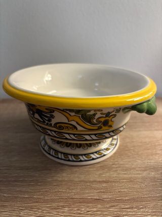 Ciotola in ceramica decorata