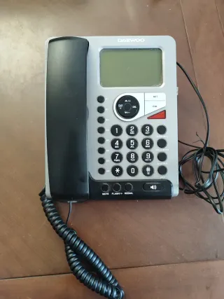 Teléfono Daewoo Gris y Negro