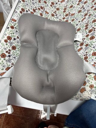 Cojín Bañera Bebé Twistshake Gris