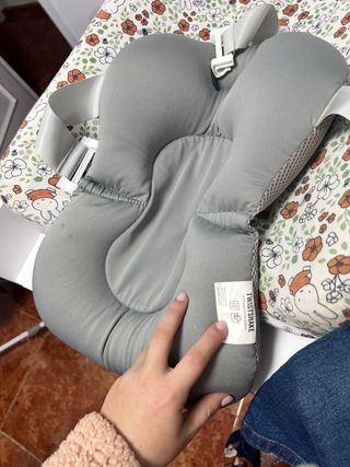 Cojín Bañera Bebé Twistshake Gris