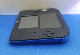 CONSOLA NINTENDO 2DS COMPLETA CON MUCHOS JUEGUIS