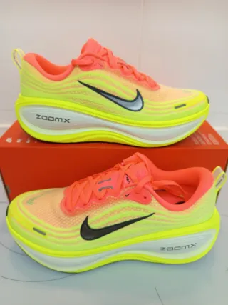 Nike Vomero Plus T42'5