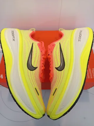 Nike Vomero Plus T42'5