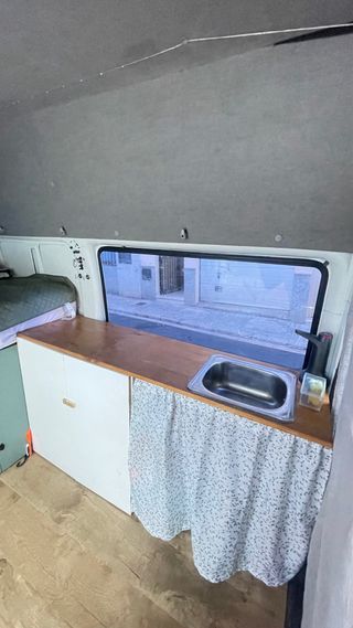 Ford Transit semicaperizada