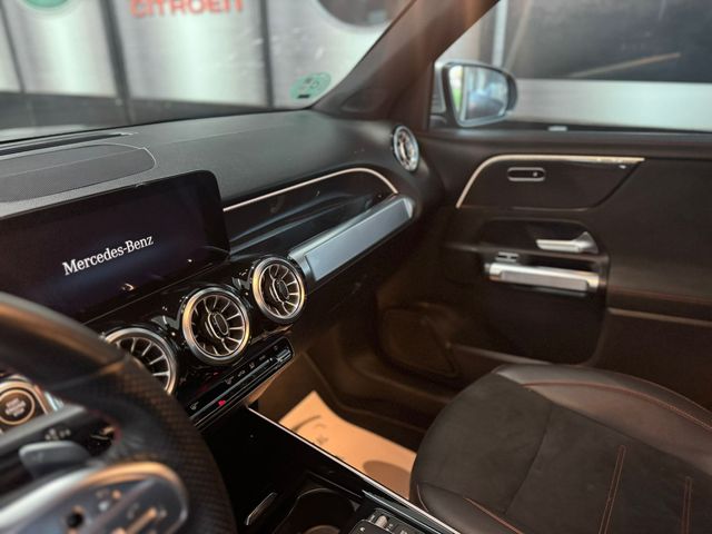 Mercedes-Benz GLB GLB 200 d