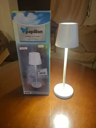 Lámpara LED Papillon a batería