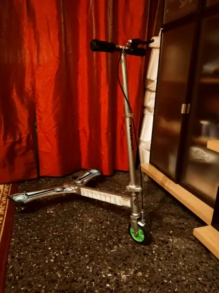 Monopatín 3 ruedas Razor Powerwing