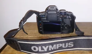 Cámara Olympus E-420 + 2 objetivos