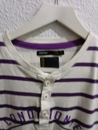 Camiseta Rayas Chico Blanca y Morada
