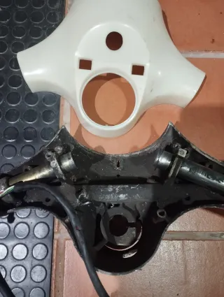 Manillar Vespa DN Blanco y Negro