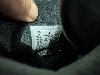 Jordan 4 Black Cat 2025