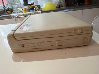 Ordenador Toshiba T1800/60 Histórico