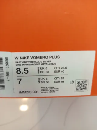 Nike Vomero Plus T40