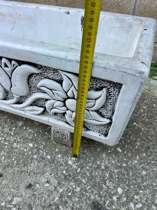 JARDINERA DE PIEDRA DECORADA