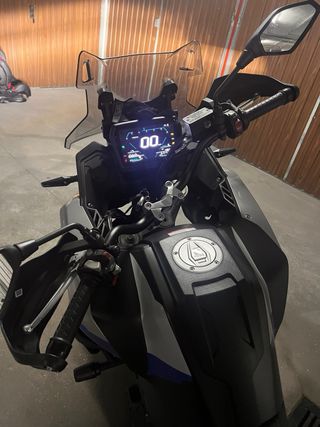 Voge 525 DSX con 3 maletas aluminio