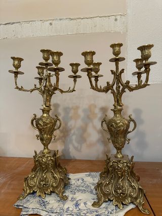 Candelabros de hierro dorados (2 unidades)