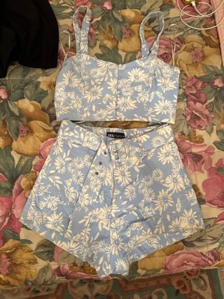 Conjunto Zara Top y Shorts Flores Azul