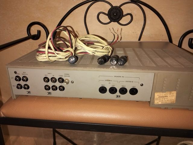 Amplificador Estéreo Philips F4212 Plata