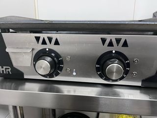 Plancha Eléctrica HR