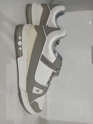 Zapatillas Louis Vuitton Grises y Blancas Original