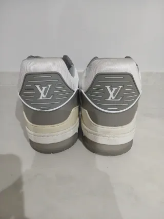 Zapatillas Louis Vuitton Grises y Blancas Original