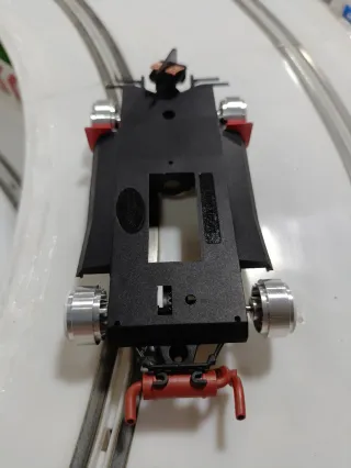 Chasis Slot 1/32 Lancia Delta S4 de SRC