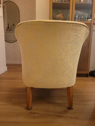 Sillón de tela moderno beige