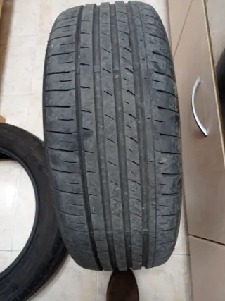 2 cubiertas a mitad de uso