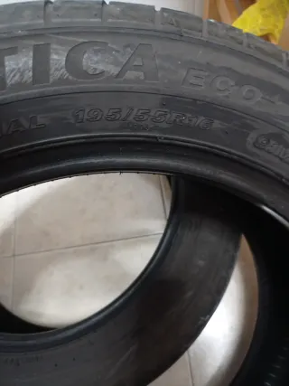 2 cubiertas a mitad de uso