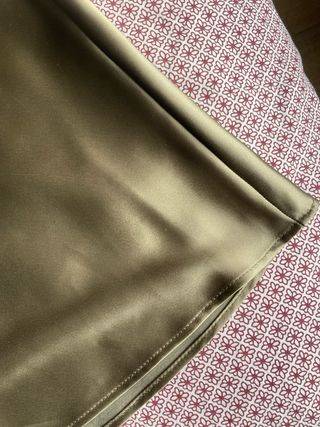 Falda Zara verde oliva