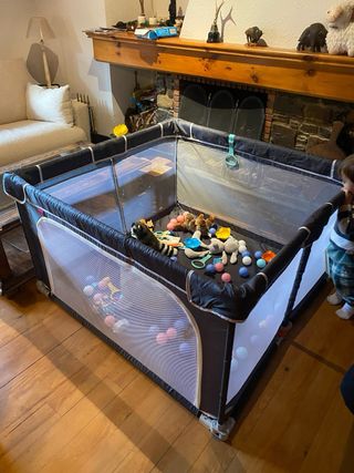 Parque de juegos bebé con Alfombra