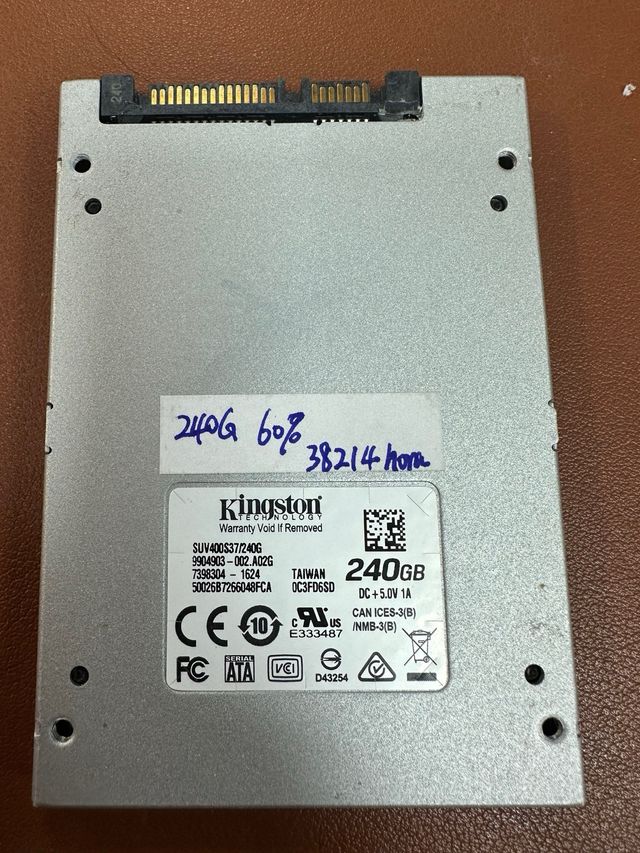 KINGSTON SUV400S37240G 240 GB#048FCA