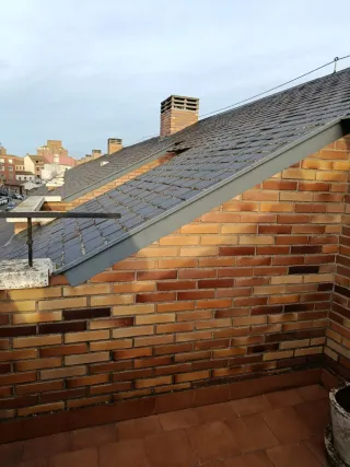 Chalet adosado zona Universidad, buen estado.