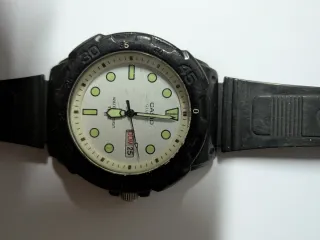 Orologio Casio MRW-200H Unisex Resina Nero Bianco