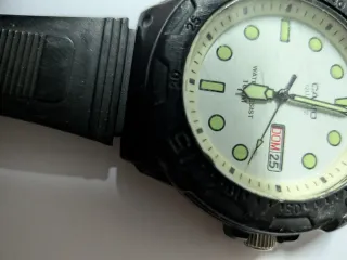 Orologio Casio MRW-200H Unisex Resina Nero Bianco