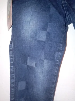 Conjunto colombiano,Chaleco y Pantalón