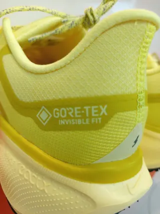 Nike Air Zoom Pegasus 41 Gore-Tex T42 Amarillo