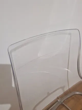 Silla de metacrilato transparente