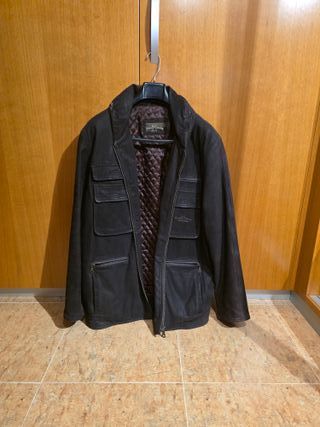 Chaqueta de cuero marrón